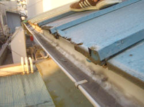 トタン屋根の唐草のサビによる劣化