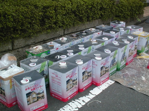 1つの工事で使用する使用前の塗料缶