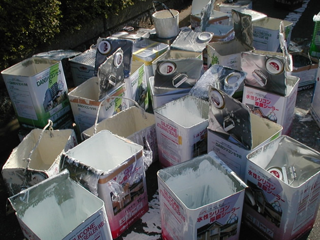 1つの工事で使用した使用後の塗料缶