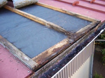 トタン屋根の内部の劣化