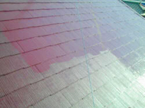 コロニアル屋根の中塗り塗装